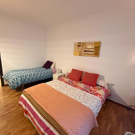 Granvia Fira Apartment Оспиталет де Лобрегат Екстериор снимка