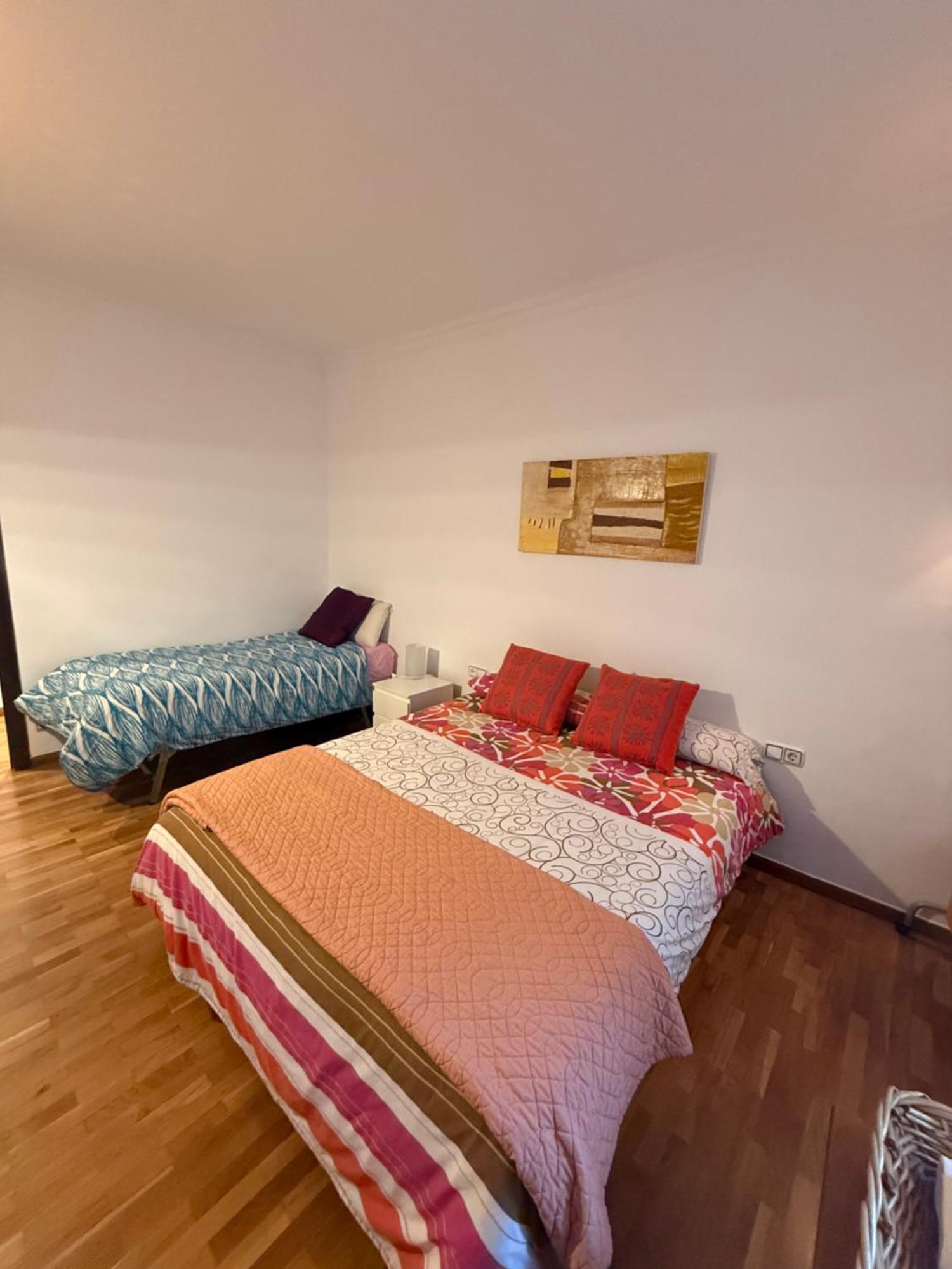 Granvia Fira Apartment Оспиталет де Лобрегат Екстериор снимка